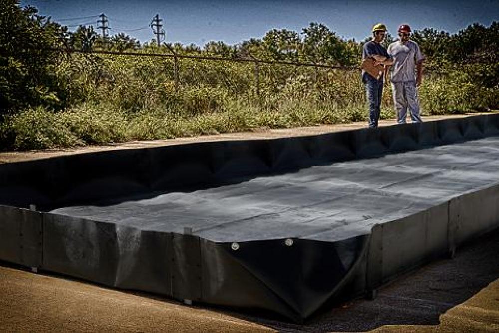 ECONOMY L-BRACKET CONTAINMENT BERM 10'X10'X1'