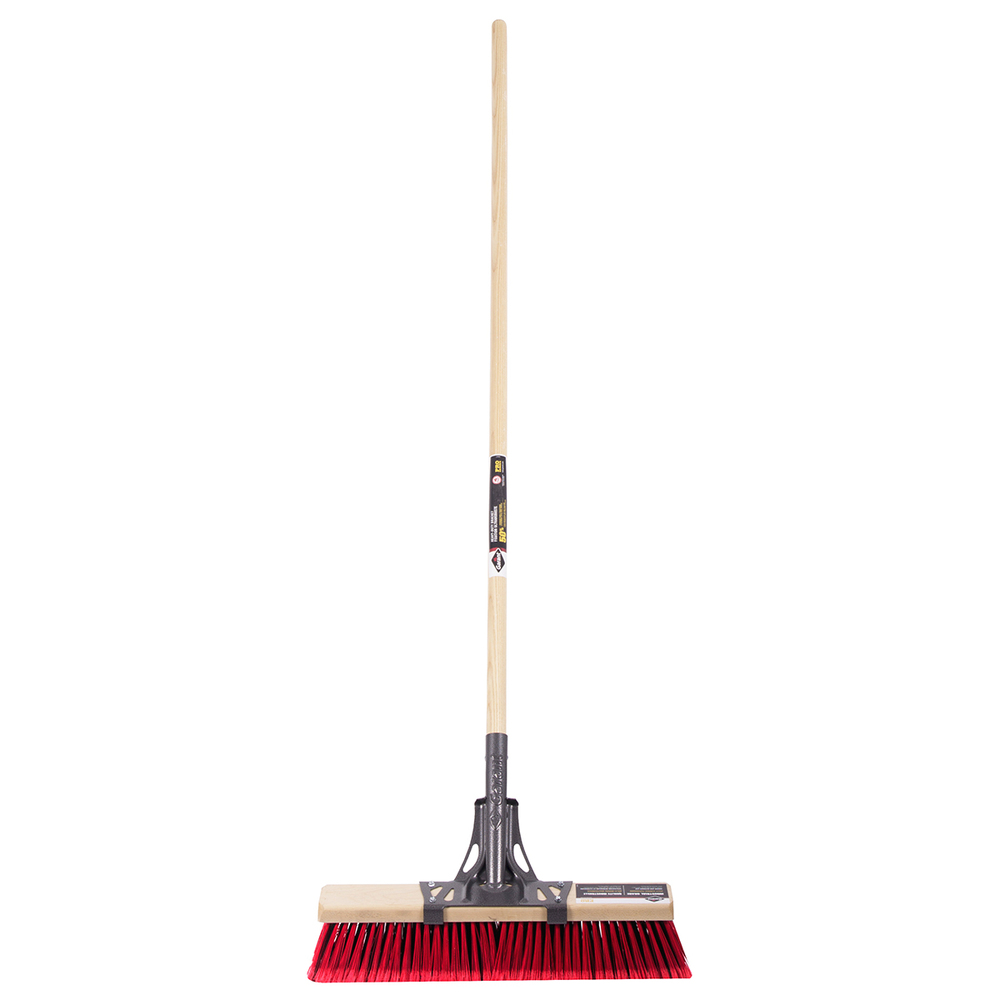 Push broom, 18", multi-surfaces, wood hdle, lh, Garant Pro